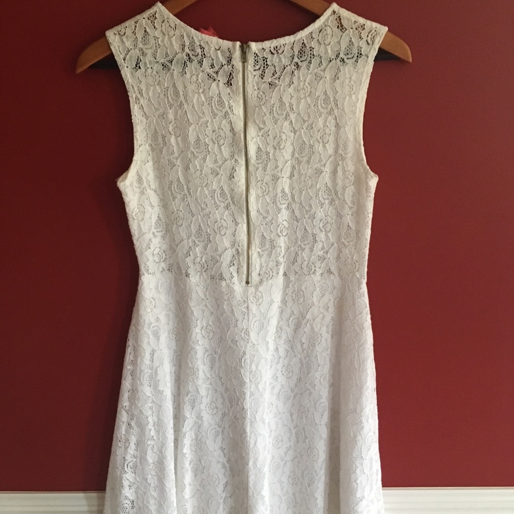 amber blue white lace dress